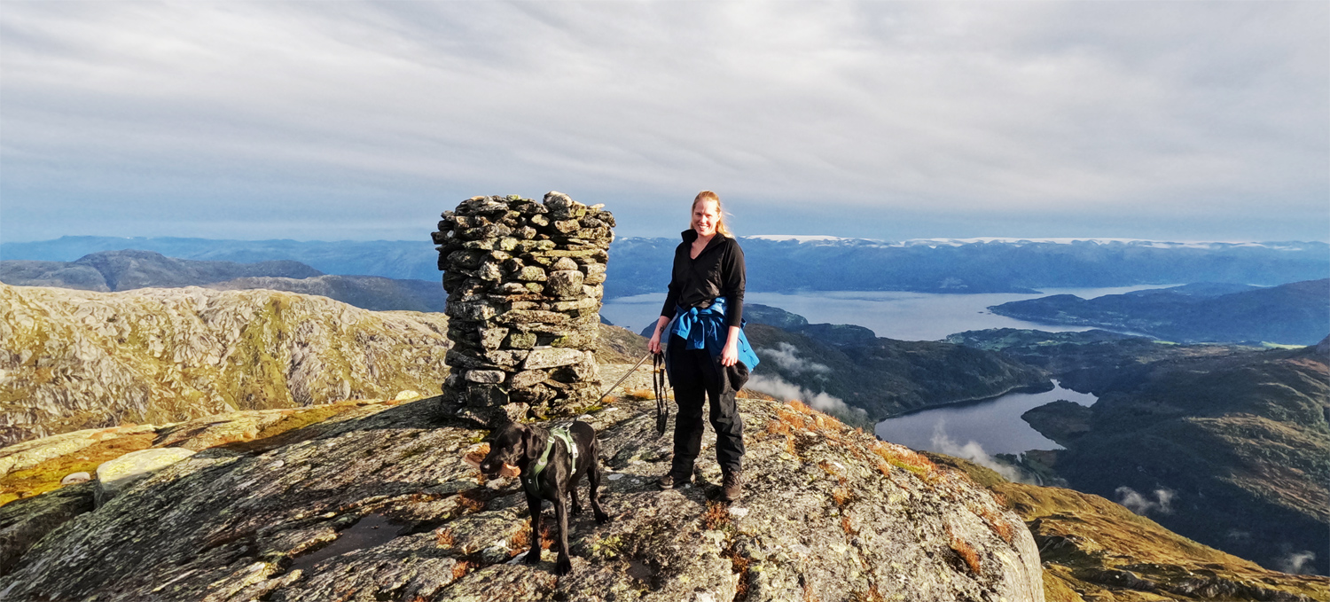 Fjelltur til Skrott (1320 moh) fra Breidablik