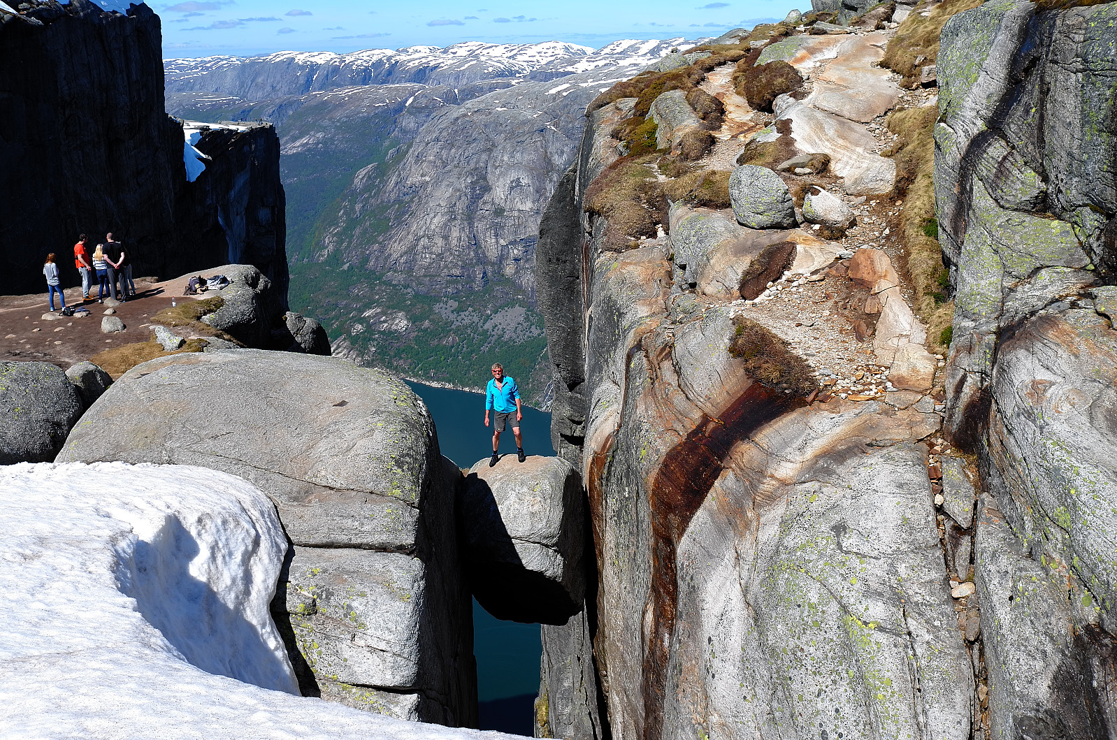 Fottur til Kjeragbolten (990 moh) i Lysefjorden