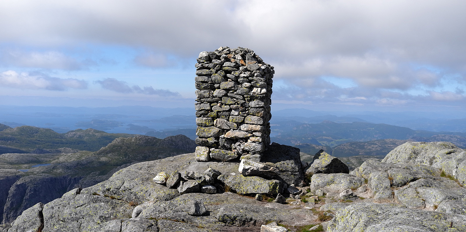 Reinaknuten (787 moh)