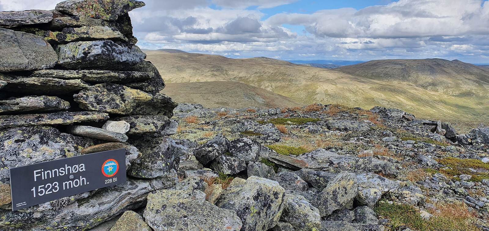 Finnshøa (1523moh)