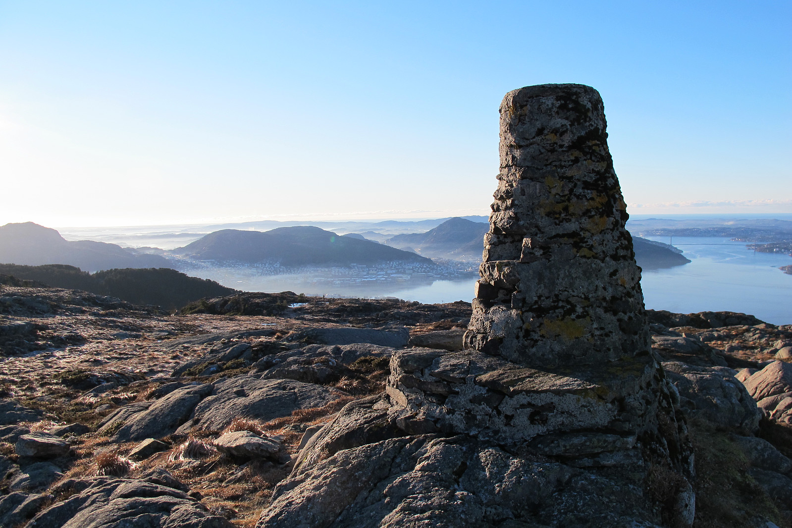 Fjelltur til Emanuel Mohns utsikt (480 moh) fra Eidsvåg