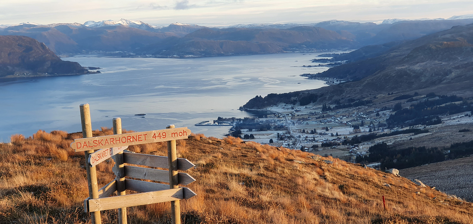 Dalskarhornet (450 moh)