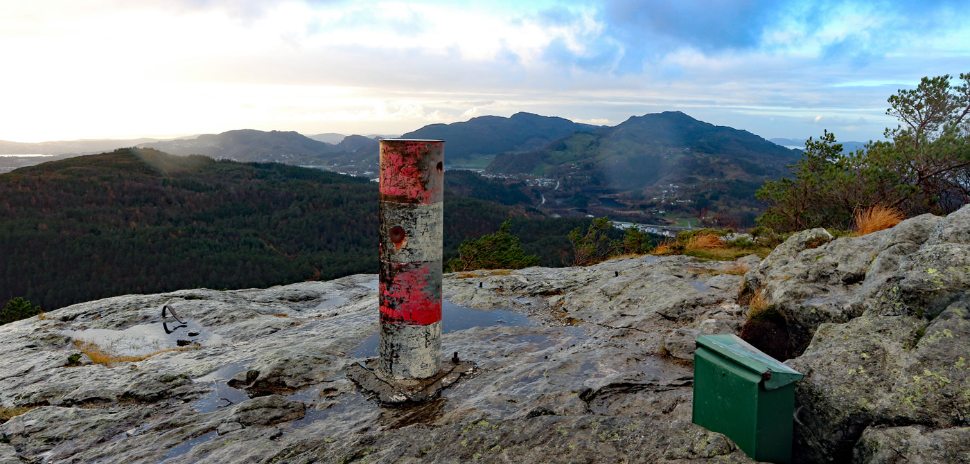 Hetlebakksåta (334 moh) fra Hetlebakka