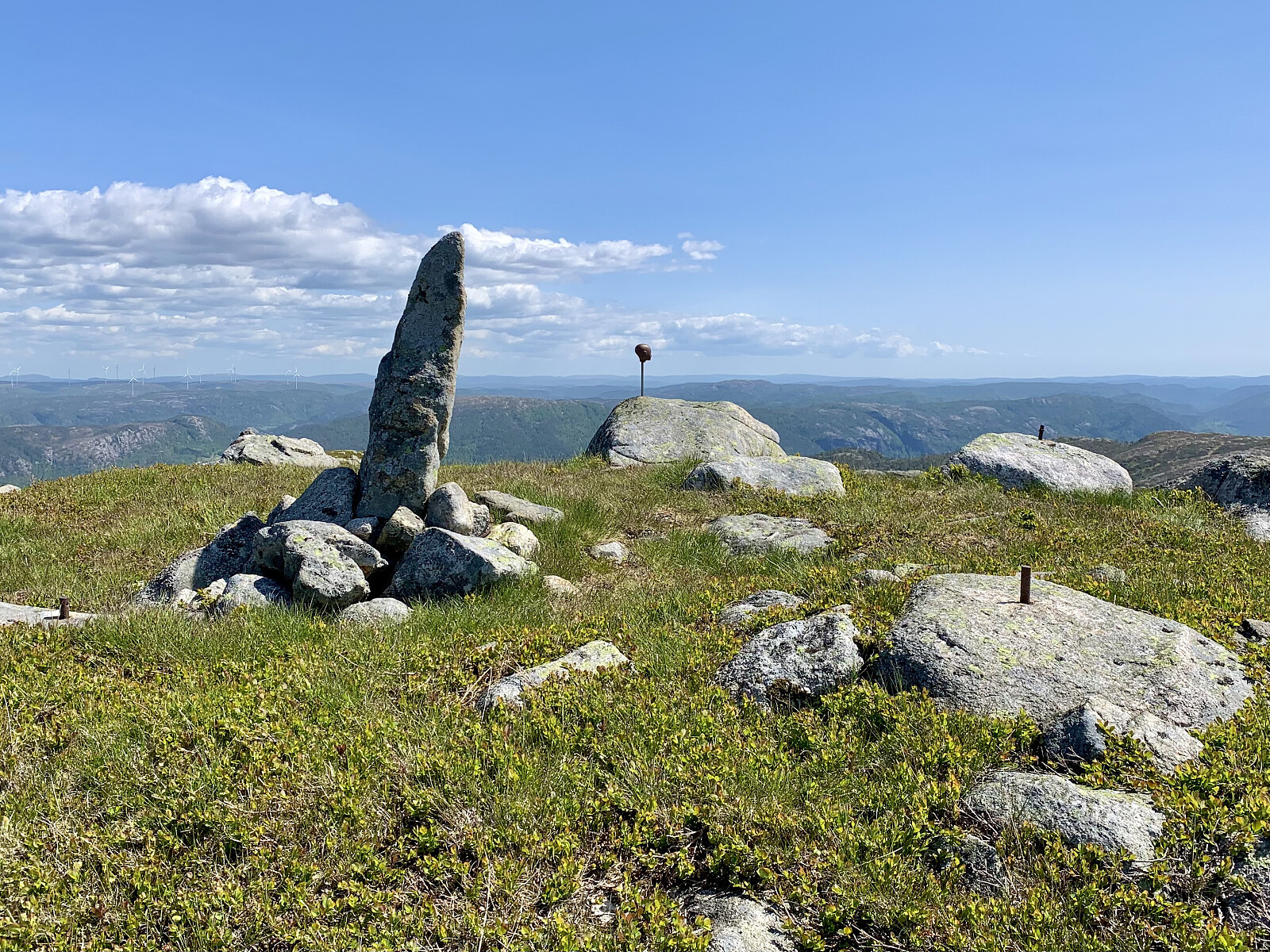 Store Tomlongen (683moh)