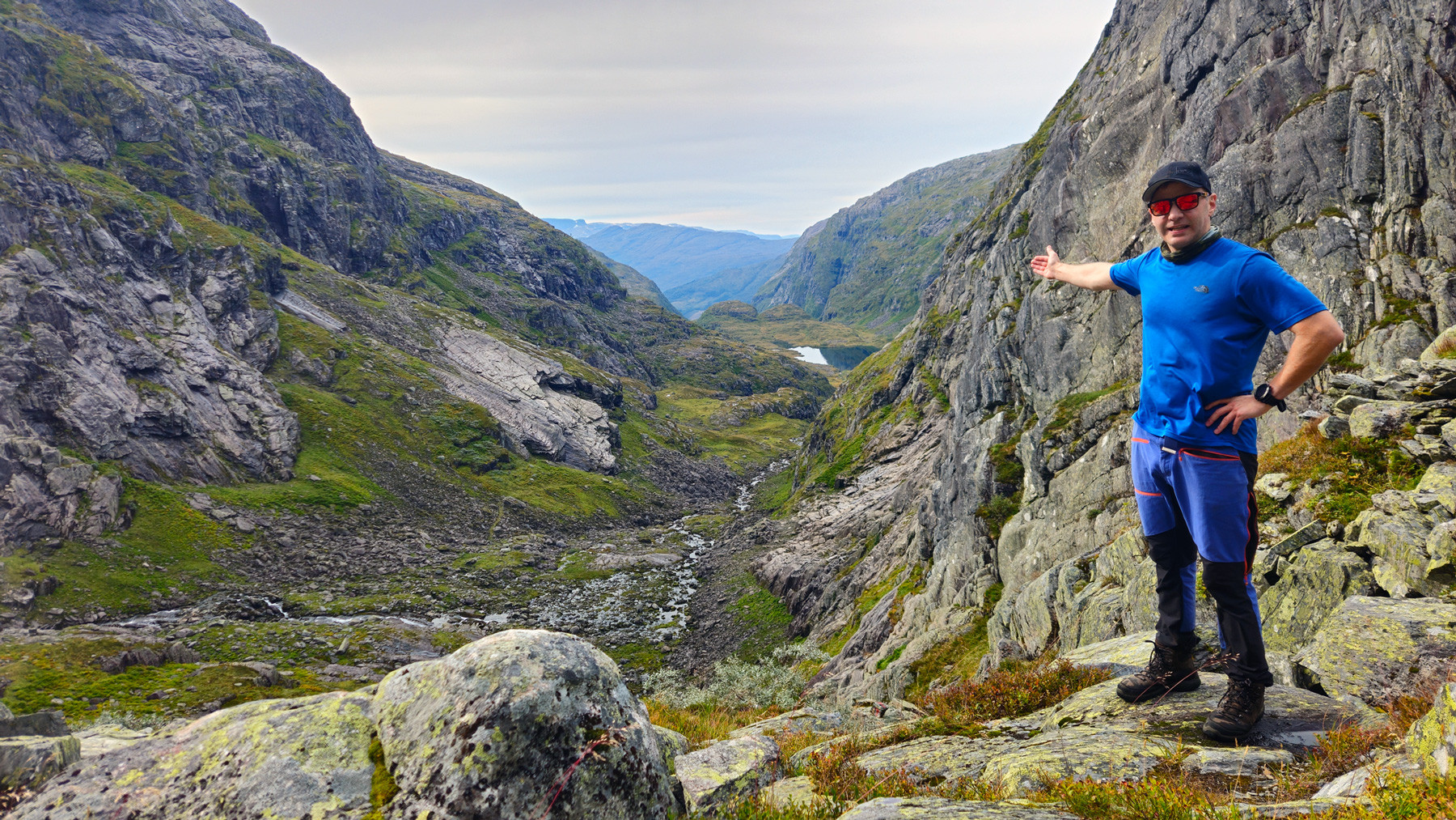 På tur fra Mjølfjell til Ulvik del 2 - Bt-hytten - Ulvik