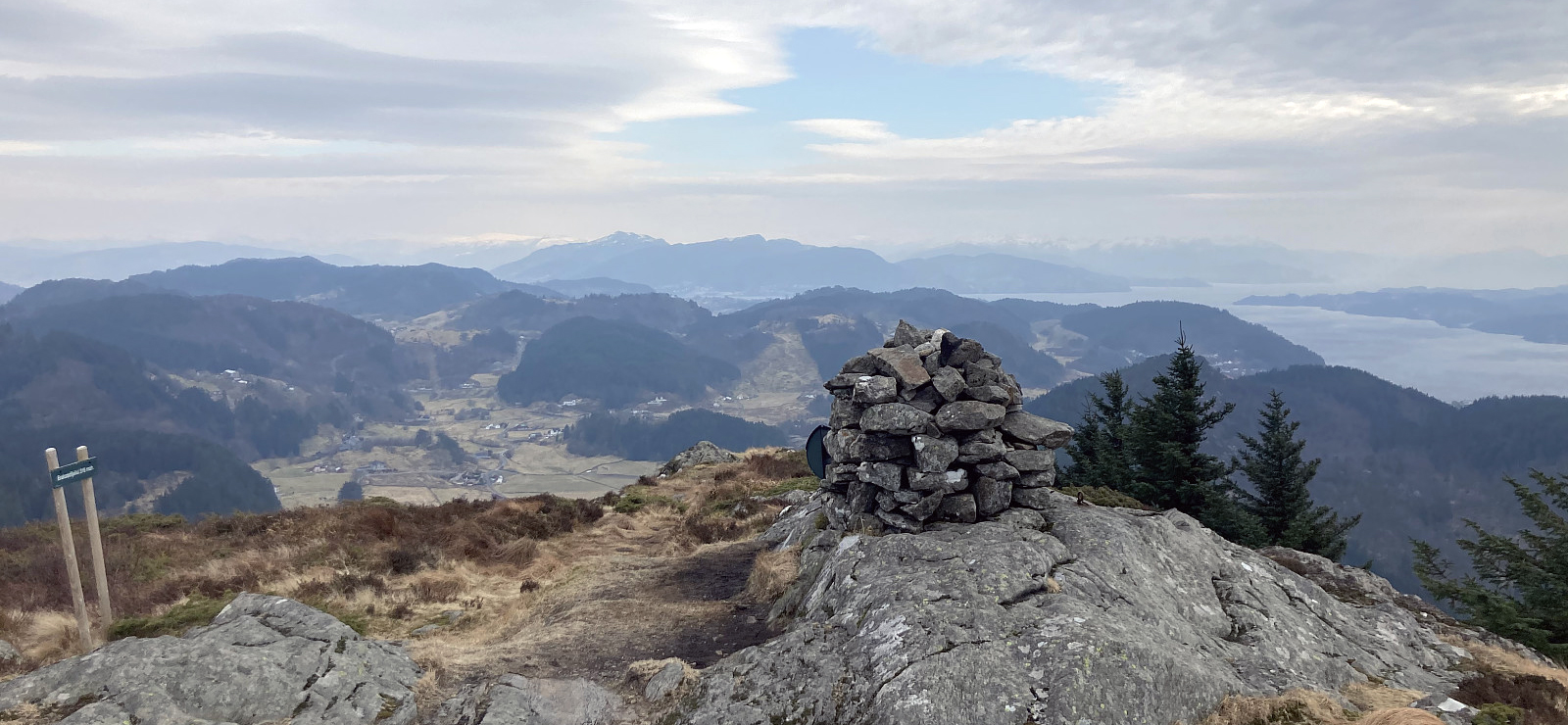 Fjelltur til Brakstadfjellet (318 moh) på Holsnøy