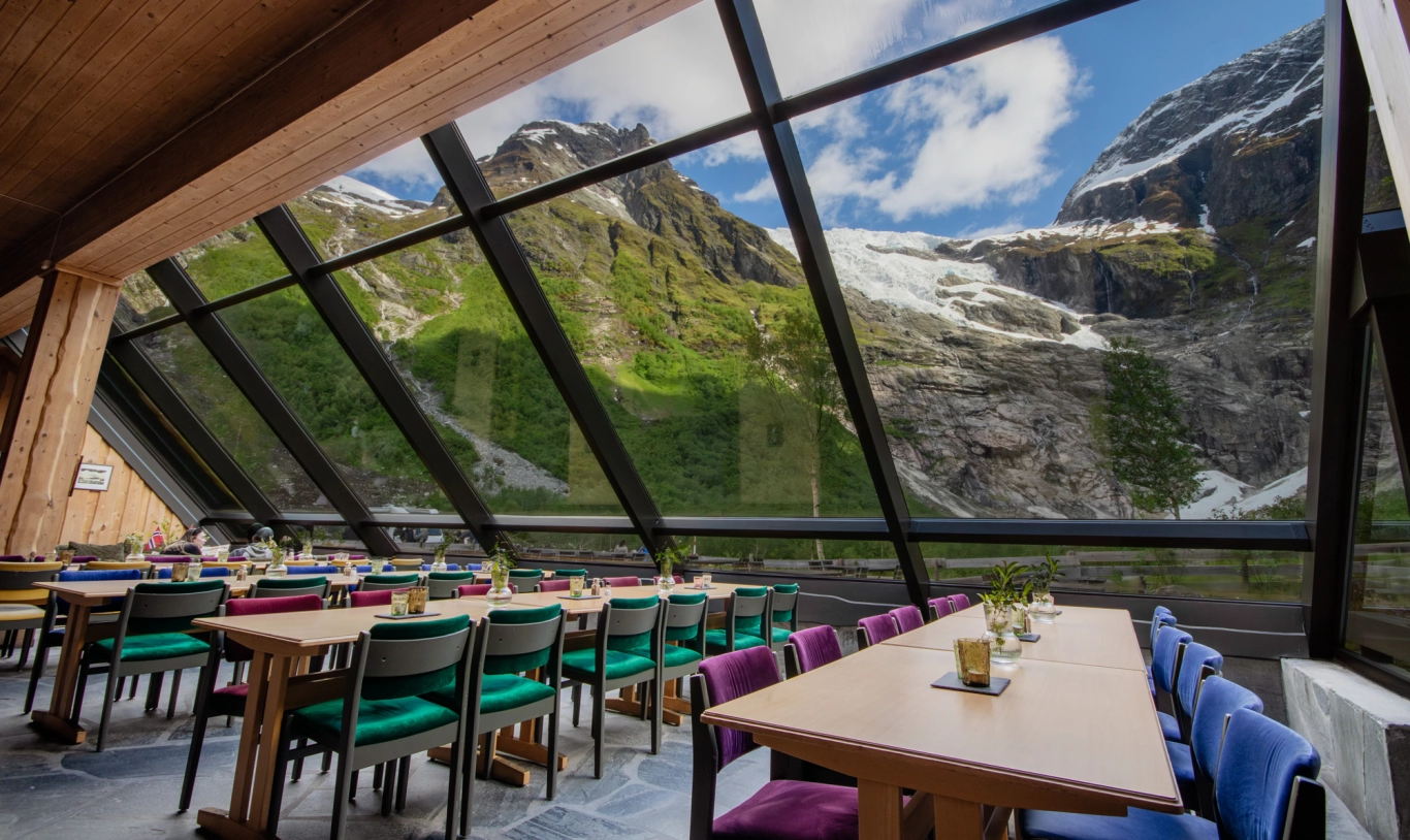 Brævasshytta i Fjærland