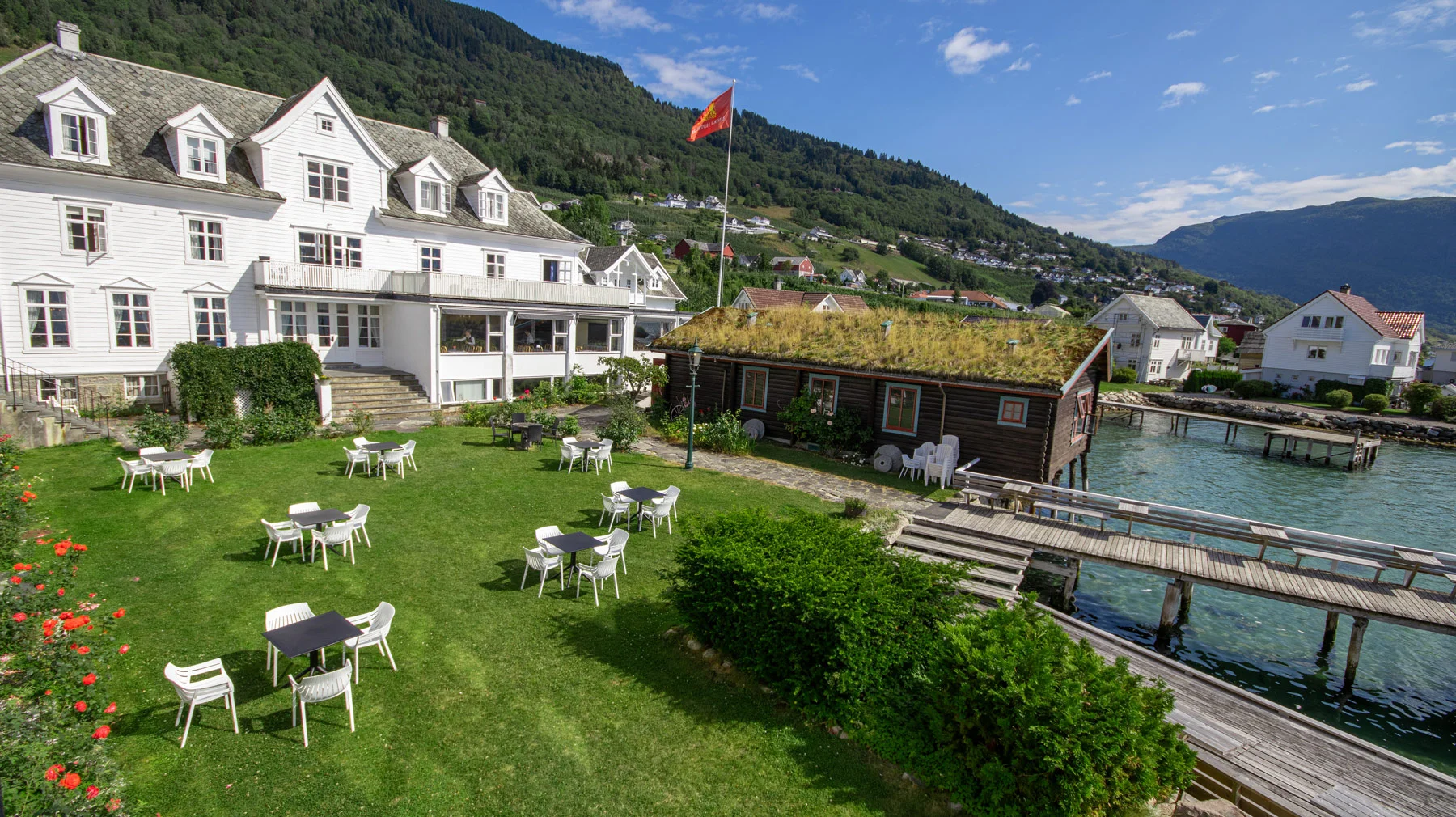 Leikanger Fjordhotel