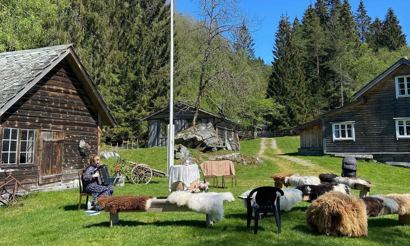 Staupstunet – gårdsovernatting på Voss